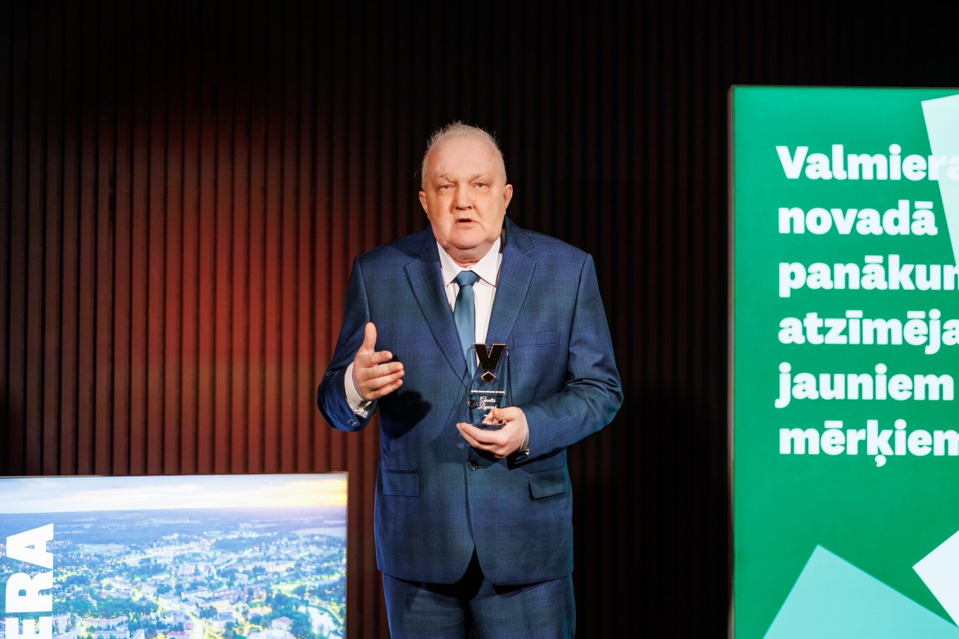 Skats no "Valmieras novada sporta laureāts 2025" balvu pasniegšanas pasākuma.