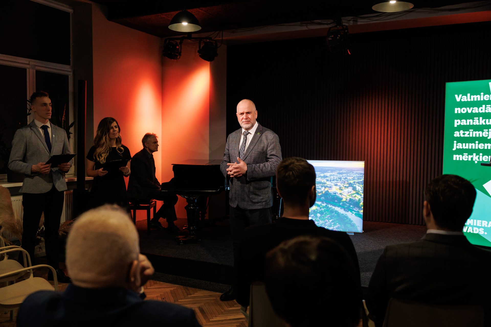 Skats no "Valmieras novada sporta laureāts 2025" balvu pasniegšanas pasākuma.