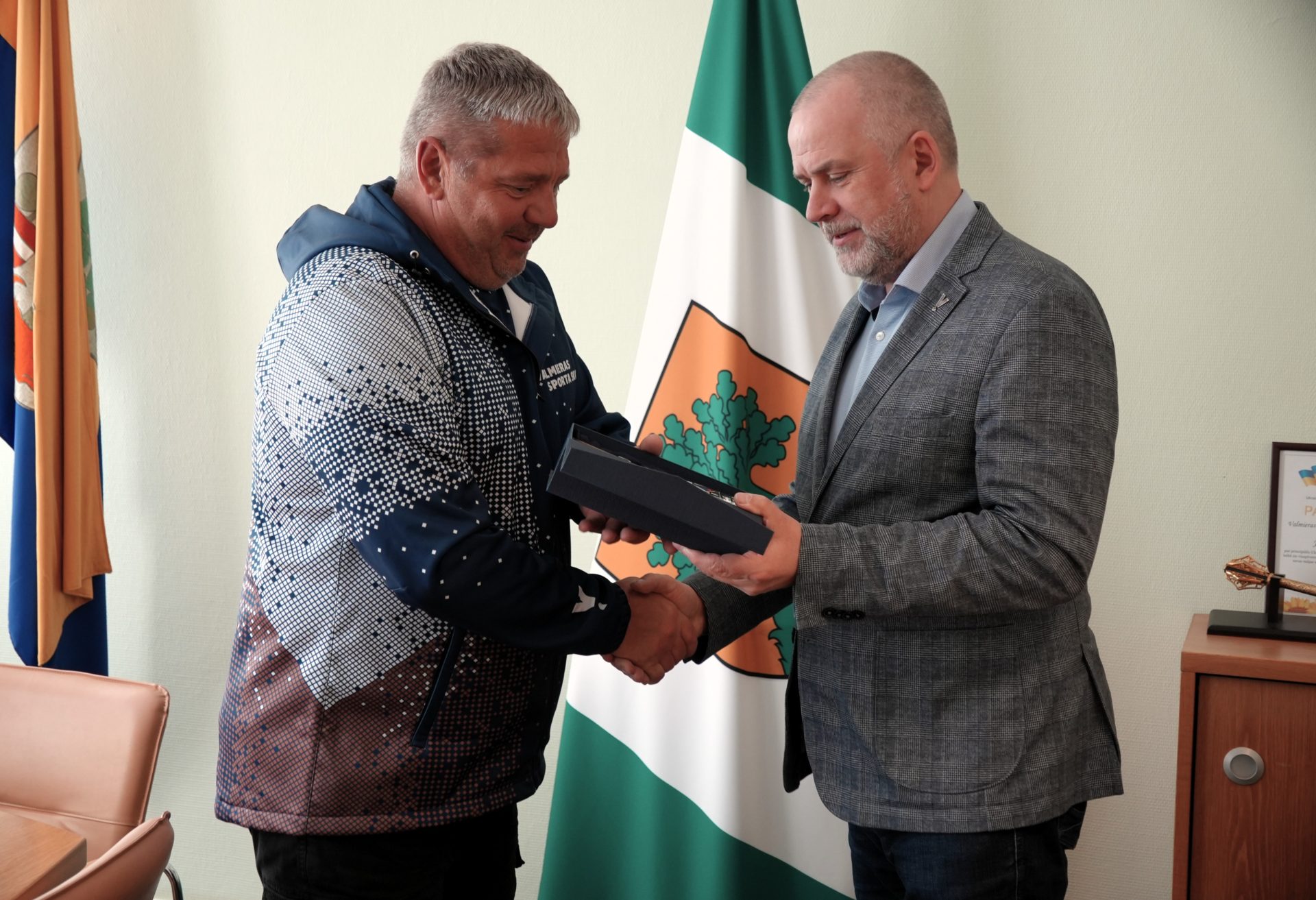 Skats no "Valmieras novada sporta laureāts 2025" balvu pasniegšanas pasākuma.