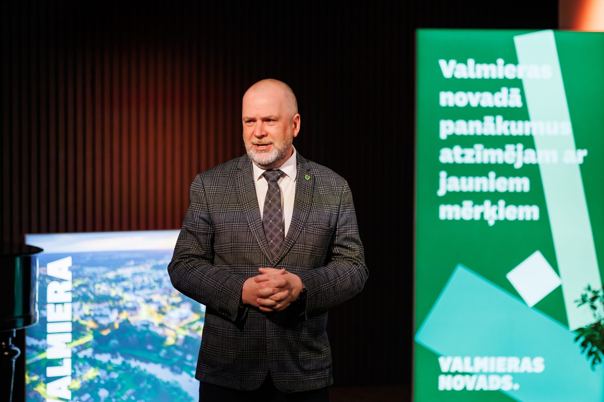 Skats no "Valmieras novada sporta laureāts 2025" balvu pasniegšanas pasākuma.