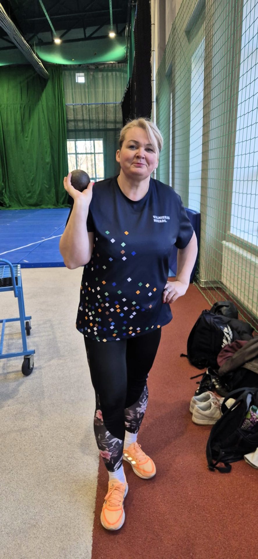 Mirķļi no Valmieras vieglatlētikas vecmeistaru dalības Latvijas Sporta veterānu-senioru savienības 63. sporta spēļu vieglatlētikas sacensībās telpās