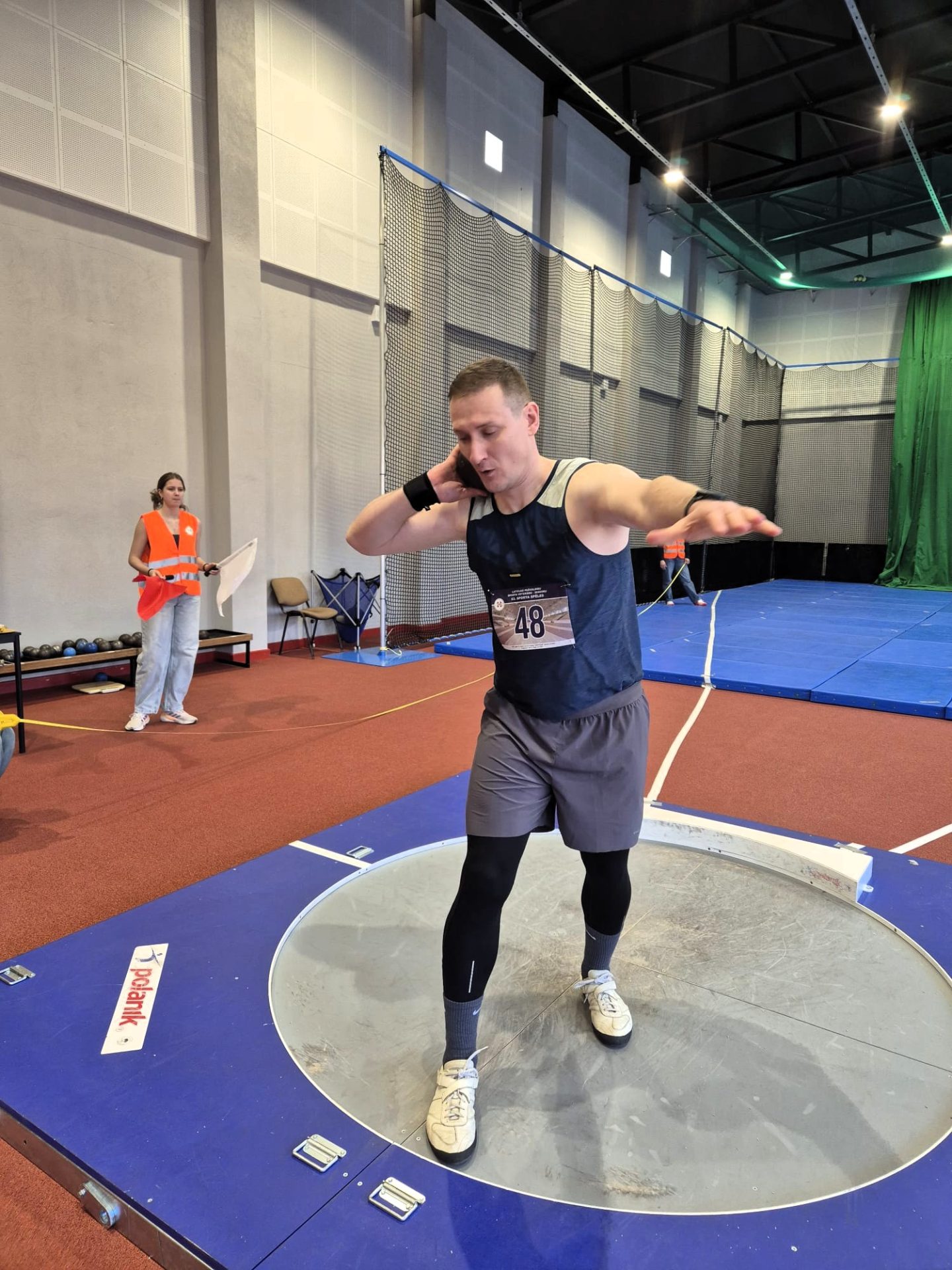 Mirķļi no Valmieras vieglatlētikas vecmeistaru dalības Latvijas Sporta veterānu-senioru savienības 63. sporta spēļu vieglatlētikas sacensībās telpās