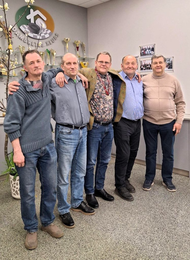 Latvijas Sporta veterānu savienības 63. sporta spēļu, dalībnieki - Valmieras novada sportisti.